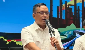 Pertamina Tetap Impor BBM di Tengah Kasus Minyak Mentah: Kita Evaluasi